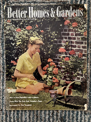 Better Homes & Gardens, April 1944 issue-image