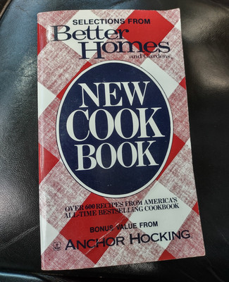 Selections from Better Homes and Gardens New Cook Book 1983 Paperback-image