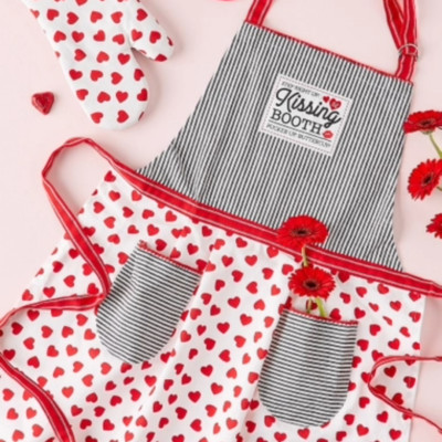 Kissing Booth Embellished Vintage Kitchen Cooking Baking Apron-image