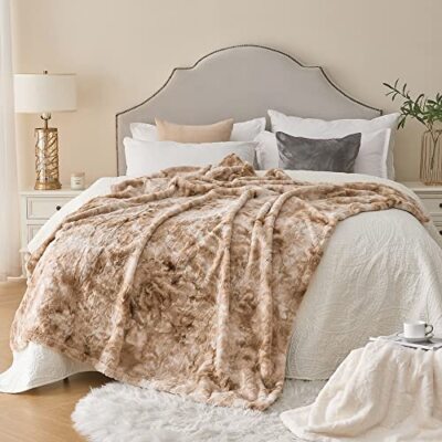  Oversized Faux Fur Blanket, Super Soft Cozy Blanket, 60