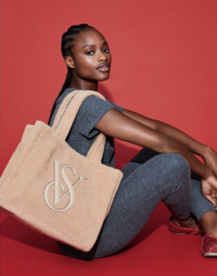 Victoria's Secret Cozy Plush Fleece Tote NWT Tan Snap Closure-image