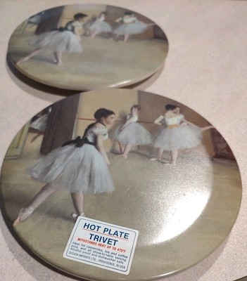 Set 2 Vintage Melamine 8