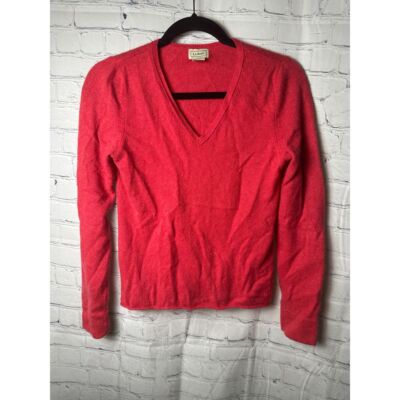 L.L.Bean Classic fuschia Red V-Neck CASHMERE Sweater Cozy Casual Comfort XS REG-image