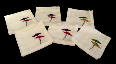 PIER 1 IMPORTS 6 Cloth Cotton Cocktail Napkins White w/ Multi Color Umbrellas-image