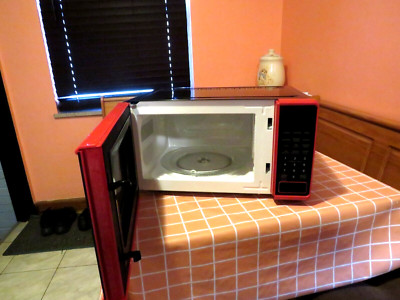 Micro Wave Oven (Brand New)-image