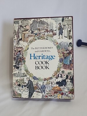 Vintage 1977 Better Homes & Gardens Heritage Cook Book With Dust Cover -image