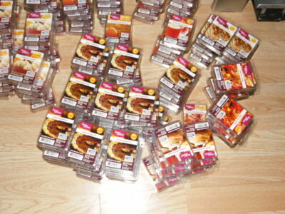 Better Homes and & Gardens Scented Wax Cubes Candle Melts Tarts NEW Scents SALE-image