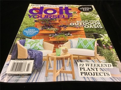 Better Homes & Gardens Magazine Do It Yourself Summer 2022 Outdoor Oasis-image