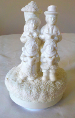 Christmas Carolers Vintage Wind Up Music Figurine Statue Musical Rotating-image