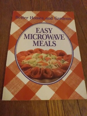 Better Homes and Gardens Easy Microwave Meals Vintage Softback cookbook-image