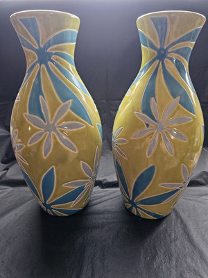 Pier 1 Imports Retro Vase Turquoise Lime Flowers Abstract Design 13 1/2