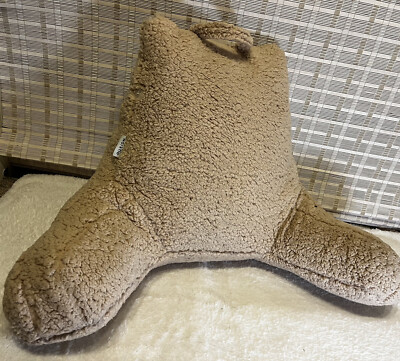 Cozy lumber cushion-image