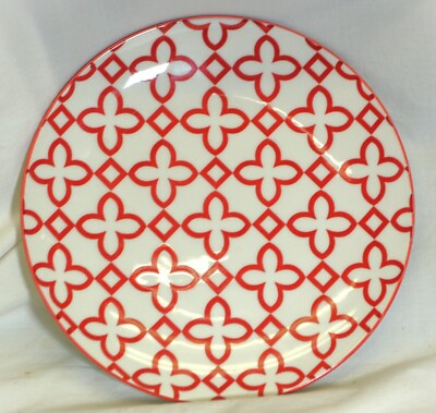 Chiara Mainstays Accent Salad Plate Red & White Pattern d-image