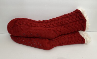 Christmas Red/White Cable Knit Fleece Lined Slipper Socks w/grippers - NEW !!-image