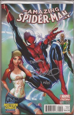 AMAZING SPIDER-MAN #1 - CAMPBELL VARIANT - SIGNED BY RAMOS & DELGADO - W/DF COA-image