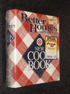 BETTER HOMES AND GARDENS NEW COOKBOOK COOK BOOK + All-Time Favorites NEW IN WRAP-image