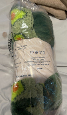 Warm & Cozy Plush Green Lite Throw & Sock Set-image