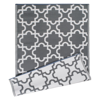 DESIGN IMPORTS REVERSIBLE OUTDOOR LATTICE WOVEN RUG, 4X6 FT - GRAY-image