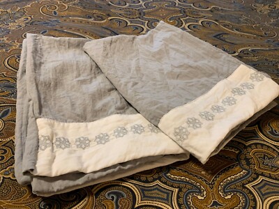 BETTER HOMES AND GARDEN SET OF 2 STD PILLOWCASES-image