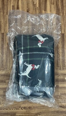 Pink Victoria secrets cozy Sherpa logo blanket SZ:50