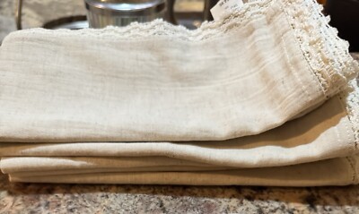 PIER 1 IMPORTS DISCONTINUED SET OF 6 CREAM & Lace Trim CLOTH NAPKINS-image
