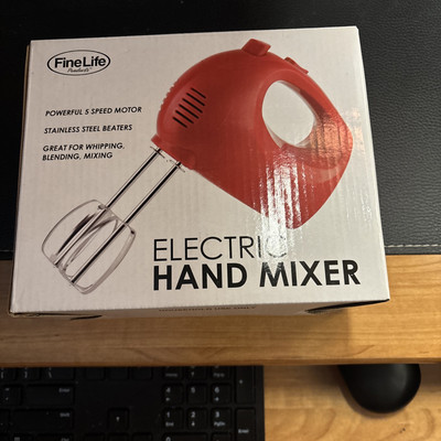 FineLife Electric Hand Mixer Red. Brand New-image