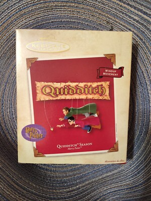 Hallmark Keepsake Harry Potter QUIDDITCH SEASON Ornament Windup Movement 2002-image