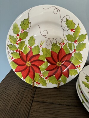 Pier 1 Imports Classic Poinsettia Pattern 8.5