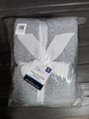 Mainstays Faux Shearling Blanket, Gray, King 102