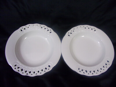 Pier 1/Brunelli ~ITALY White  9 3/8