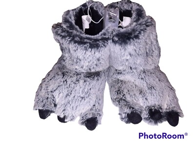 Kids CAT & JACK GRAY SLIPPERS 9/10 NEW WITH TAGS, WARM FUZZY MONSTER FEET-image