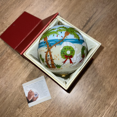 2016 Handcrafted Pier 1 Li Bien CHRISTMAS AT THE BEACH Glass Ornament Sandcastle-image