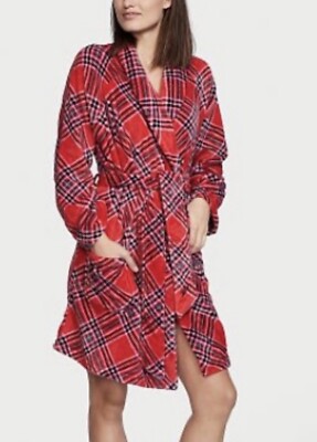 VicTORIA'S SECRET Short COZY ROBE Plush Lounge-color  Lipstick Plaid Size M/L-image