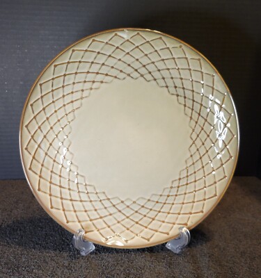 Pier 1 REACTIVE Stoneware Dinner Plate Cream w/ Lattice Spiral Pattern -image