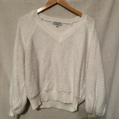 Warm & Cozy Lifestyle White V-Neck Long Sleeve Sweater Size M-image