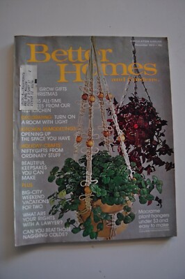Vintage Better Homes and Gardens Magazine November 1975 Macrame Hangers-image