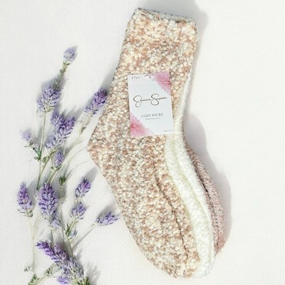 New Set of 3 Jessica Simpson Fuzzy Socks Beige Cream Size 4-10 Cozy Comfy Lounge-image