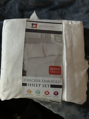 Queen Size  Hotel Collection Ultra Soft Checkered 4 Piece Bed Sheet Set White-image