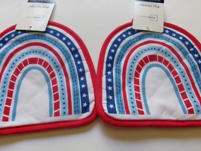 Set of 2  PATRIOTIC RED WHITE BLUE Print Cotton Kitchen Potholders-image