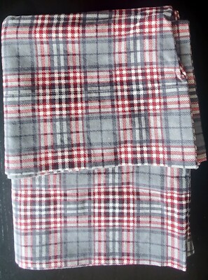 Pillowcases x 2 - Mainstays - Flannel - Grey Plaid - 100% Cotton - 19