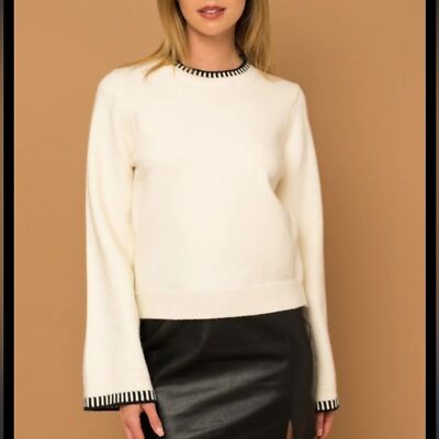 Gilli Womens M Bell Sleeve Pullover Sweater Cream Black Whipstitch Soft Cozy New-image