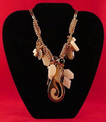 Women's Statement Necklace Yin-Yang Tao Design Leather 20