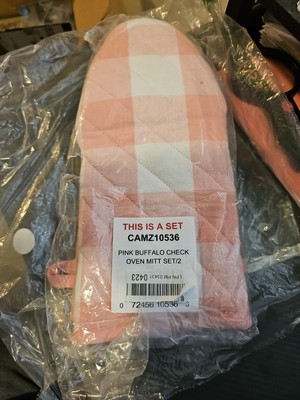 Design Imports CAMZ10536 Pink Buffalo Check Oven Mitt - Set of 2-image