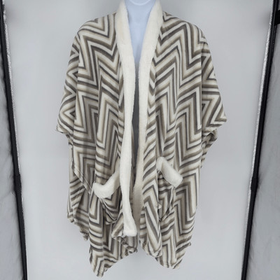 Charter Club Chevron Fleece Wrap Cozy Sherpa Trim Pockets Beige Size OS-image
