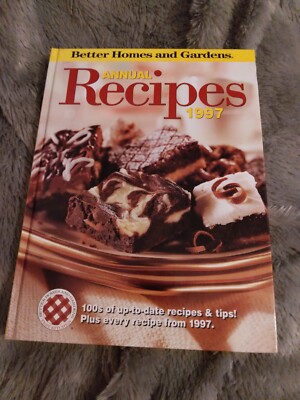1997 Better Homes & Gardens Annual Recipes Cookbook Hardcover -image