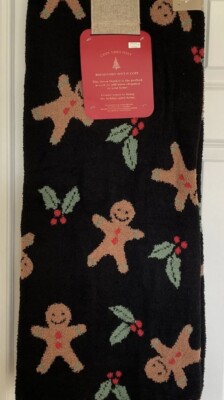 The Cozy Cottage Christmas Gingerbread Man Oversized Decorative Throw Blanket-image
