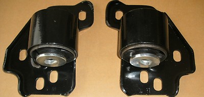 2011 CROWN VIC MARQUIS TOWN CAR LOWER CONTROL ARM MOUNT BUSHING BOTH LH & RH-image