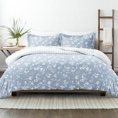 Becky Cameron Premium Ultra Soft Light Blue Country Home Pattern Reversible King-image