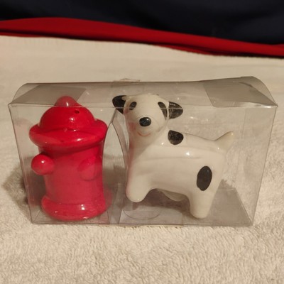Dog & Fire Hydrant Salt and Pepper Shaker Set (90187) Design Imports-image