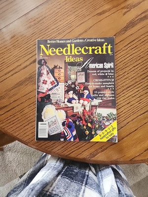 Better Homes & Gardens Creative Ideas Needlecraft Ideas Dozens of projects Quilt-image